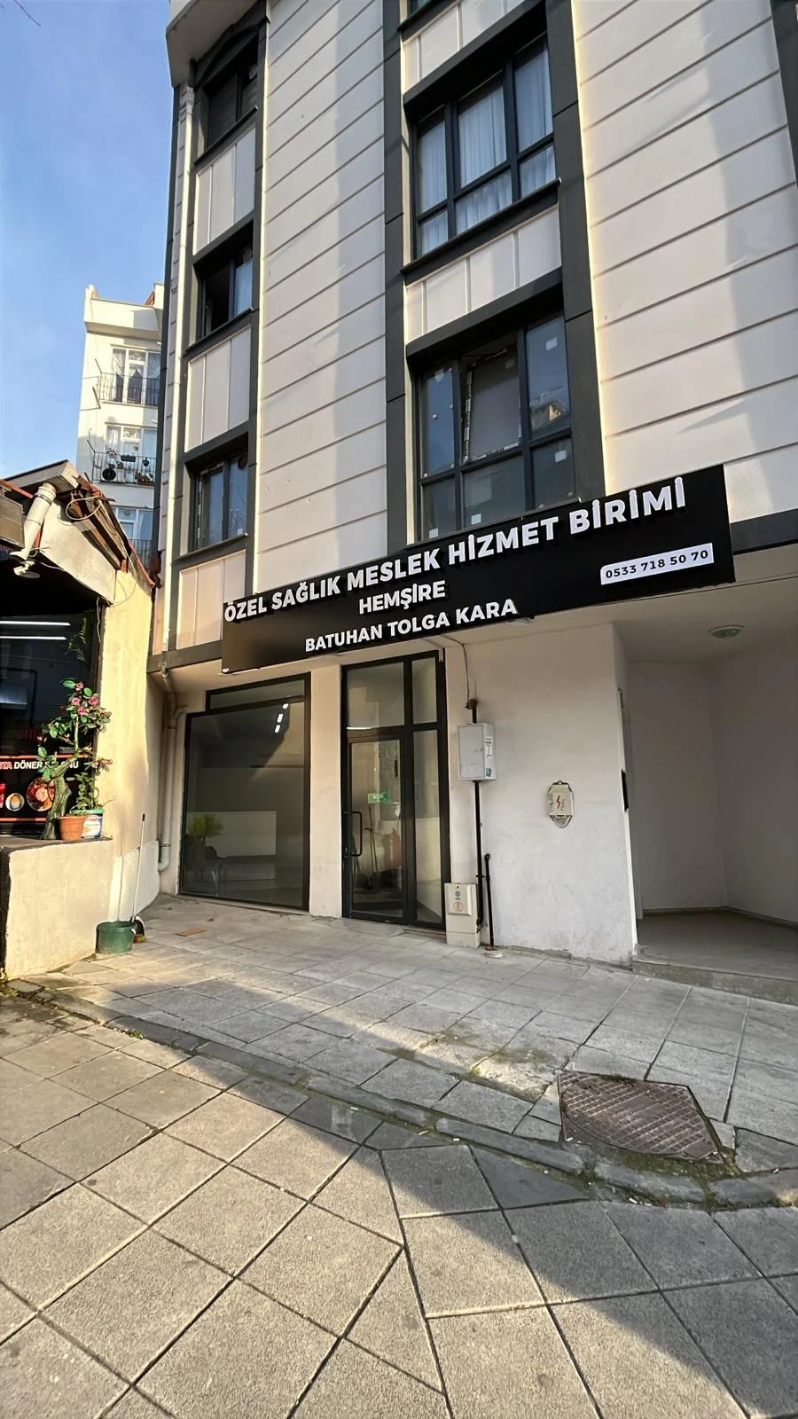 Özel Sağlık Meslek Hizmet Birimi kliniğimizin dış cephesi